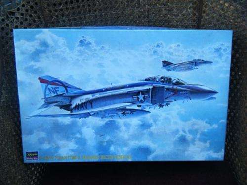 F-4B/N PHANTOM 2 MIDWAY BICENTENNIAL-1:48 SCALE-BY HASAGAWA