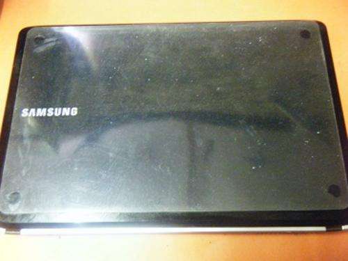 SAMSUNG RV510 LAPTOP FOR SPARES OR TO FIX''''NO HARD DRIVE AND MOTHERBOARD IS NOT WORKING-AS IS