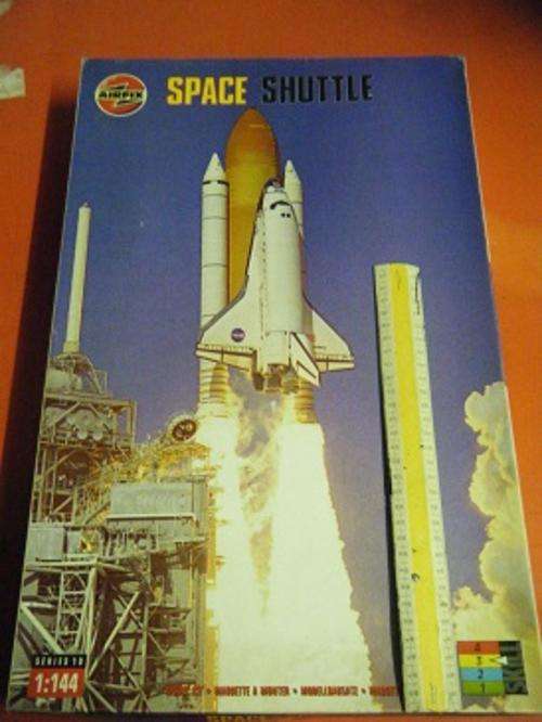 NASA SPACE SHUTTLE-1/144-AIRFIX-STUNNING KIT