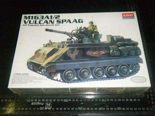 M163A1/2 VULCAN SPAAG-SELF PROPELLED ANTI AIRCRAFT GUN-BY ACADEMY-1/35 SCALE-COMPLETELY SEALED