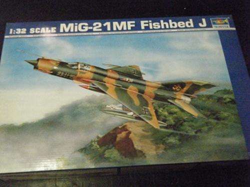 MIG -21  MF FISHBED J-TRUMPERTER-1/32 SCALE-20% OFF SALE