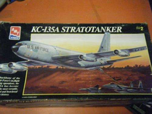BOEING RC-135 STRATOTANKER-ERTL-1/72 SCALE