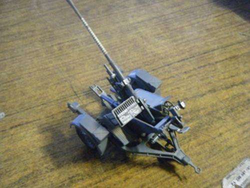 VERY NICELY BUILT FLAKGUN-LENGTH=14CM/WIDTH=7CM