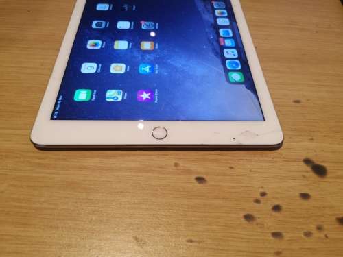 iPad Air 2 wifi/4G !!!!!! SUPER BARGAIN !!!!! PLEASE READ !!!!