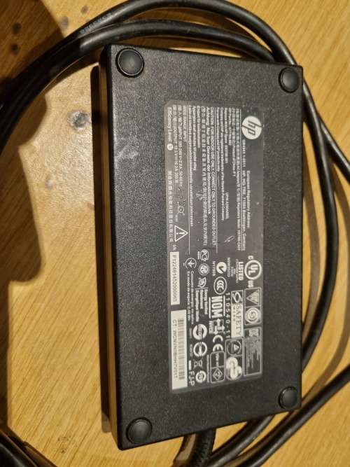 HP COMPACT PC TOWER !!!! FREE SHIPPING !!!!