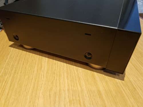 Sony compact disc player !!! OLD SKOOL !!! FREE SHIPPING !!!!