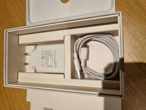 Huawei P20 PRO  !!! SUPER NEAT !!! BARGAIN !!!! FREE SHIPPING !!!!