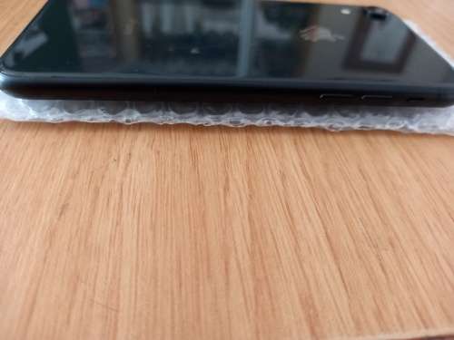 Apple XR  !!! NEAT !!! BARGAIN !!!!!! PLEASE READ !!!!