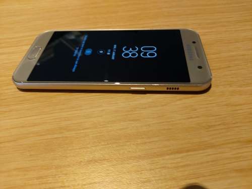 Samsung A3 2017 !!!! BARGAIN !!!! NEAT !!!!