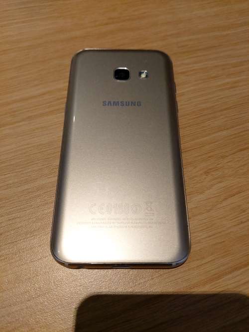 Samsung A3 2017 !!!! BARGAIN !!!! NEAT !!!!