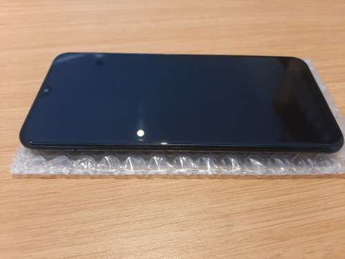 Samsung A20  !!!! BARGAIN !!! FREE SHIPPING !!!!!! LIKE NEW !!!!