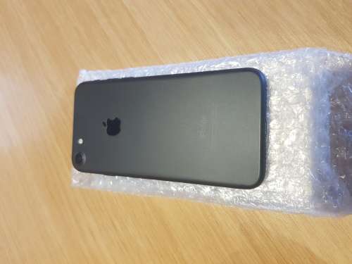 iPhone 7 128gb !!!! BARGAIN !!!! VERY NEAT !!! FREE SHIPPING !!!