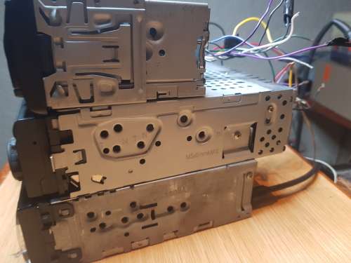 3 x CAR RADIOS !!!! BARGAIN !!!! FREE SHIPPING POSTNET !!! PLEASE READ !!!! CLEAR OUT !!!!