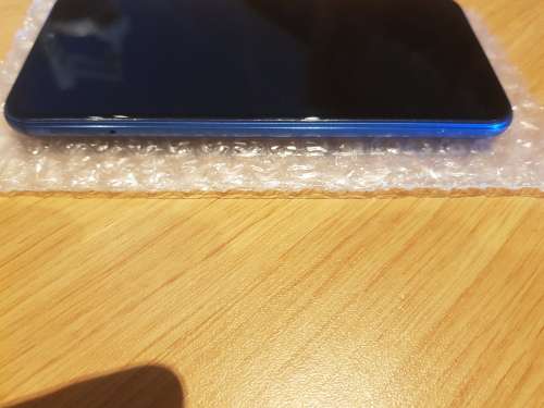 Huawei P20 Lite !!!! BARGAIN !!!! VERY NEAT !!! FREE SHIPPING !!! CLEAR OUT !!!!!