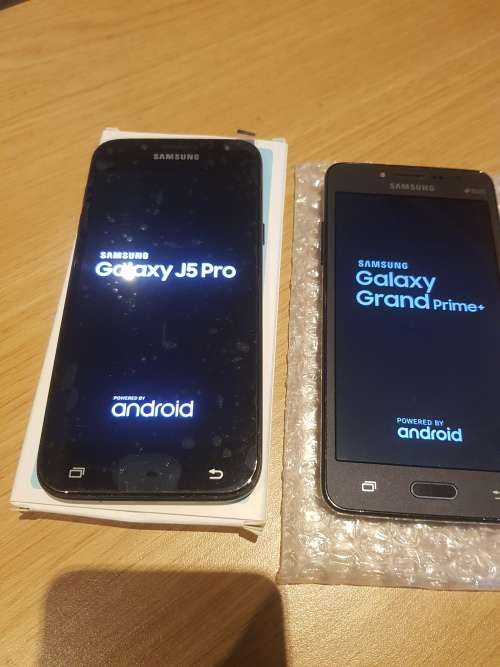 2 X SAMSUNG DEVICES  !! BARGAIN !! FAIRLY NEAT !! FREE SHIPPING !! PLEASE READ !!