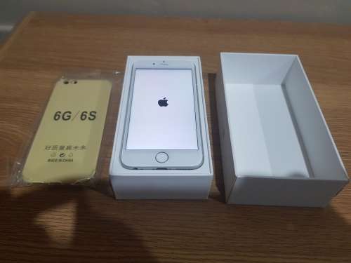 iPhone 6 64GB Silver !!!! LIKE NEW !!!! BARGAIN !!!! FREE POSTNET SHIPPING !!!