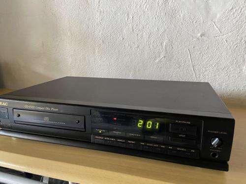 TEAC CD PLAYER !!! BARGAIN !!!!