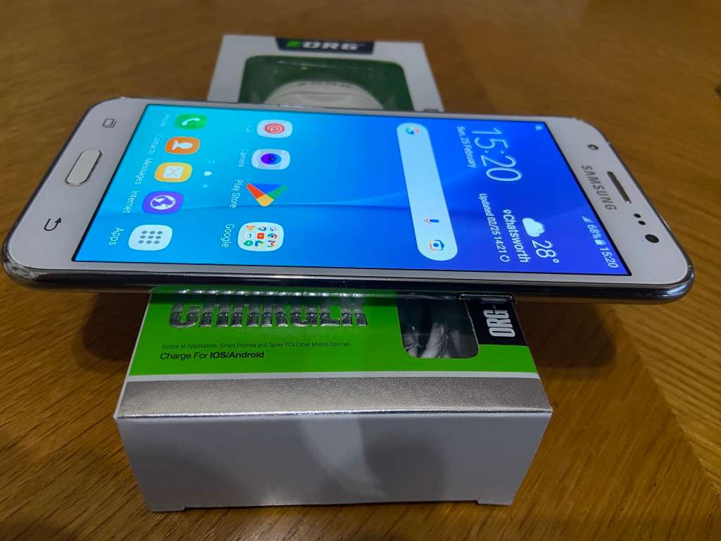 Samsung J5 Smartphone