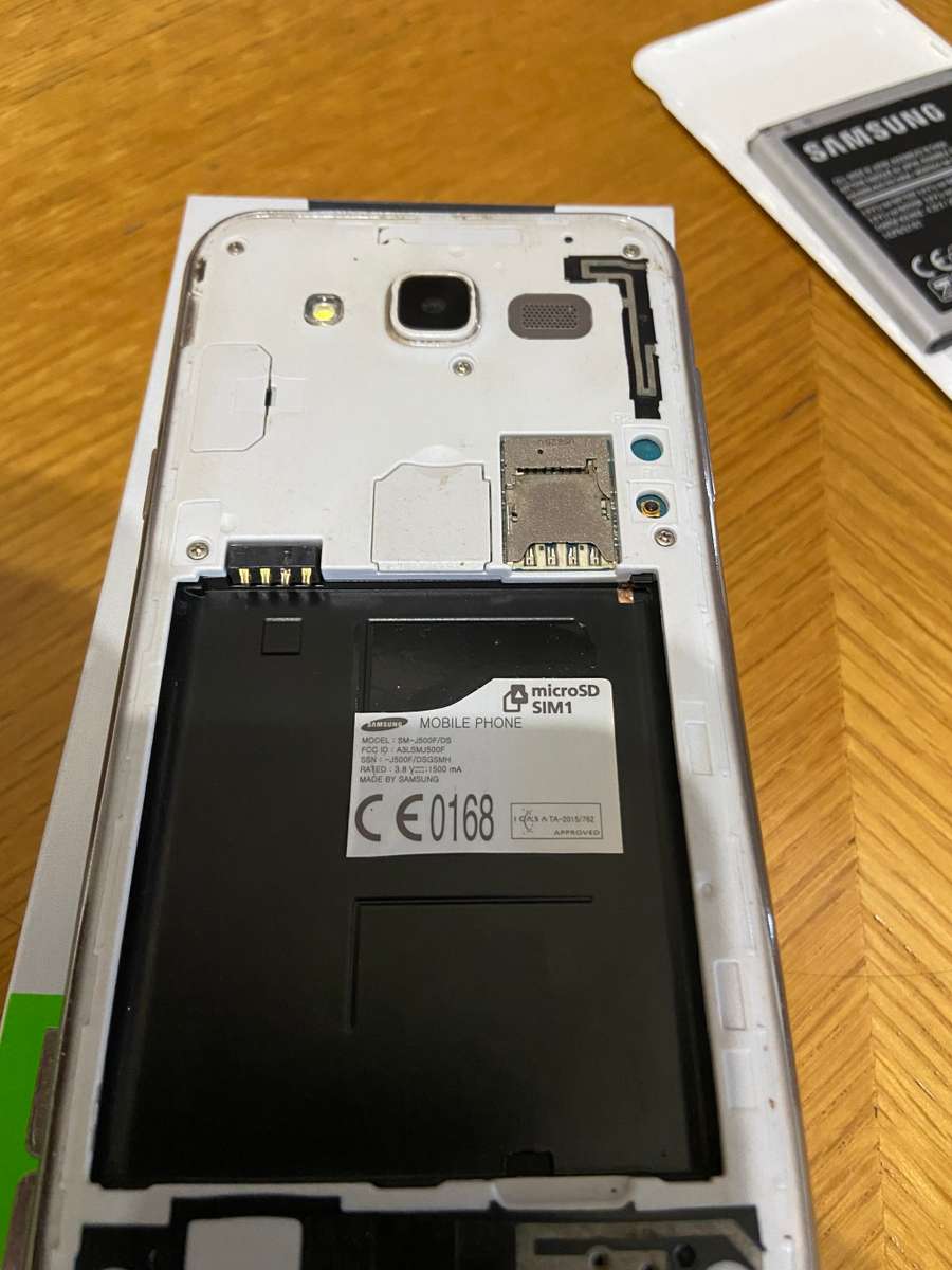 Samsung J5 Smartphone