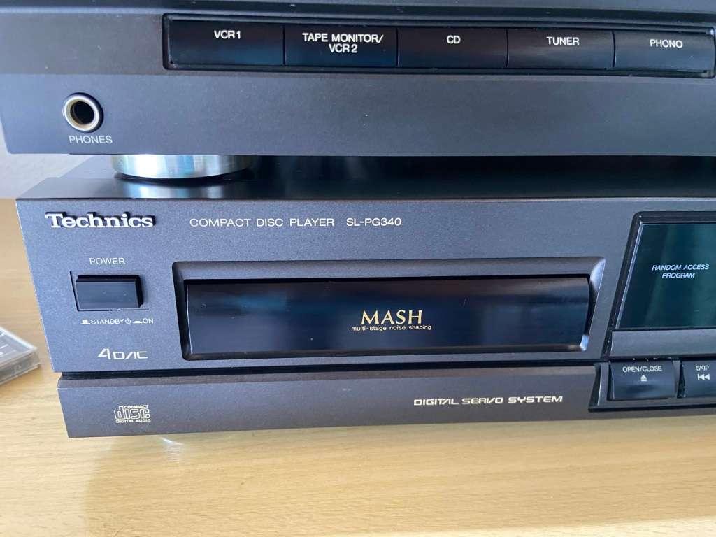 Technics Amplifier with Built in tuner + Technics CD Player !!!! BARGAIN !!!!! FREE SHIPPING !!!!