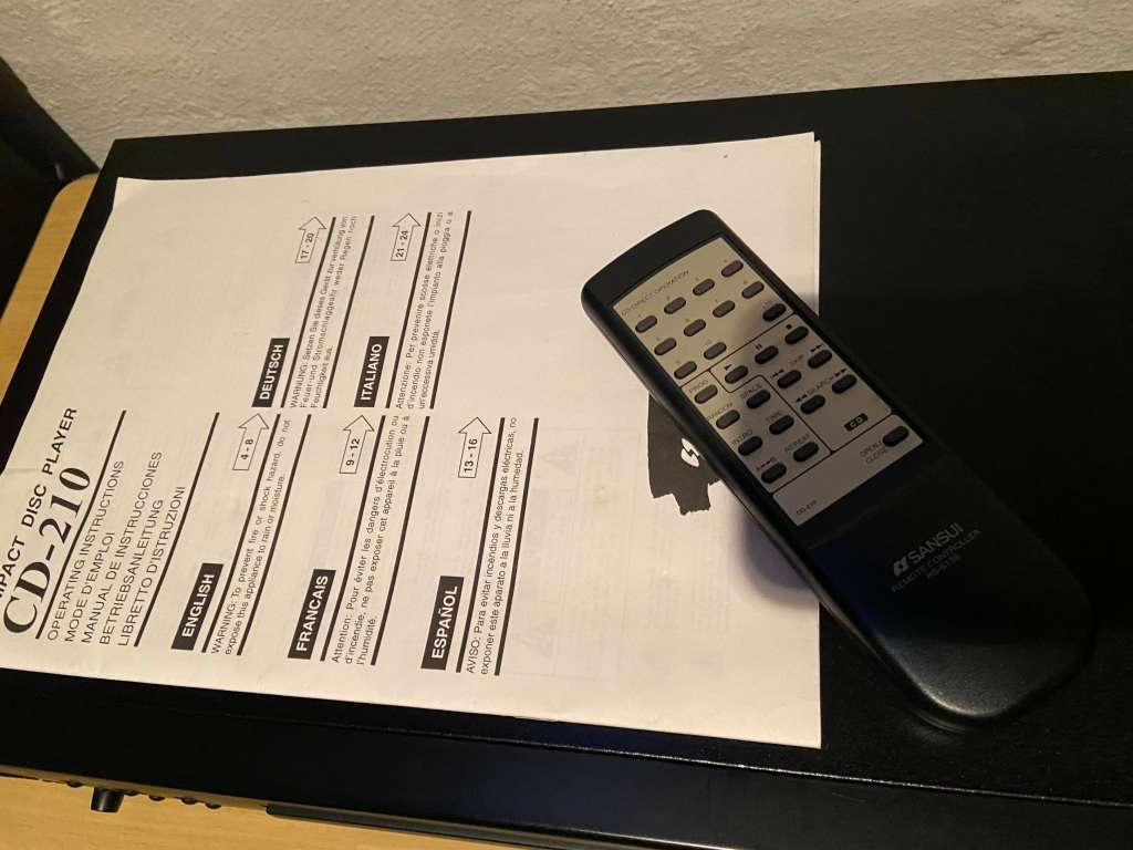 SANSUI DISC PLAYER WITH REMOTE   !!! BARGAIN !!!