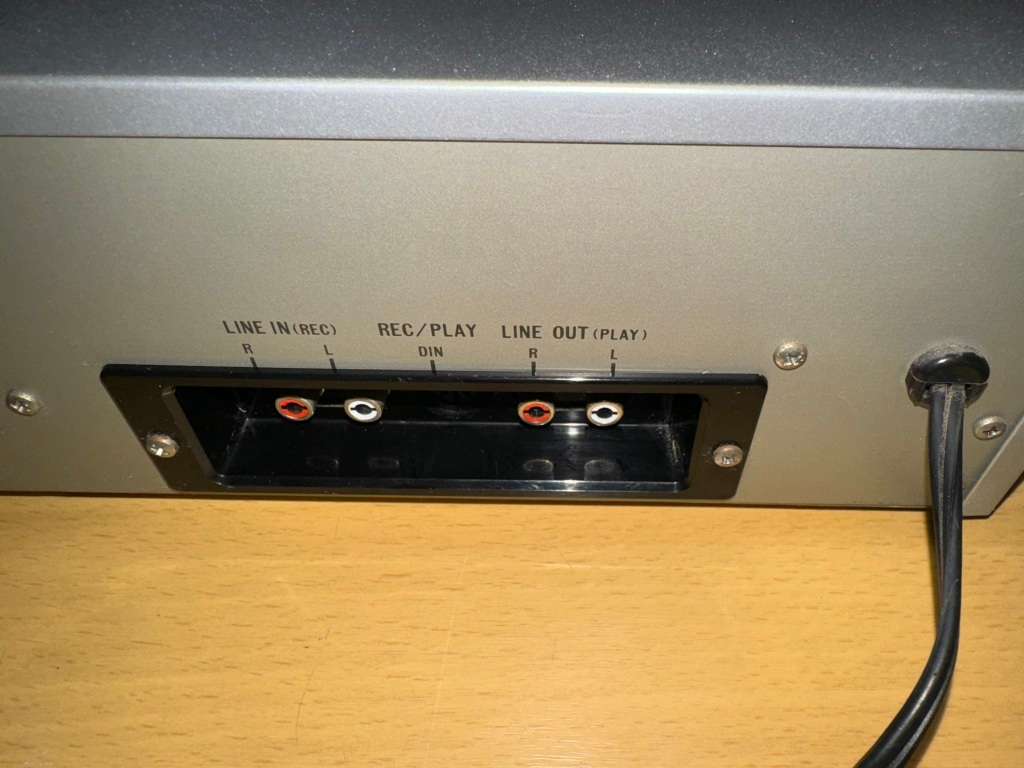 JVC SINGLE CASSETTE PLAYER !!! BARGAIN !!!!