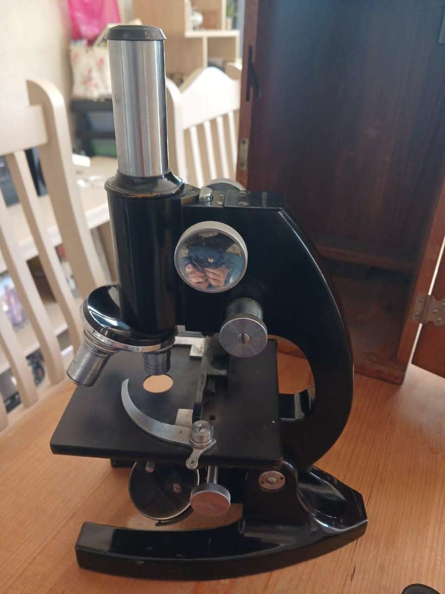 Vintage Bausch and Lomb AL40 Optical Co. Microscope US Pat 2,093,611 in wooden case