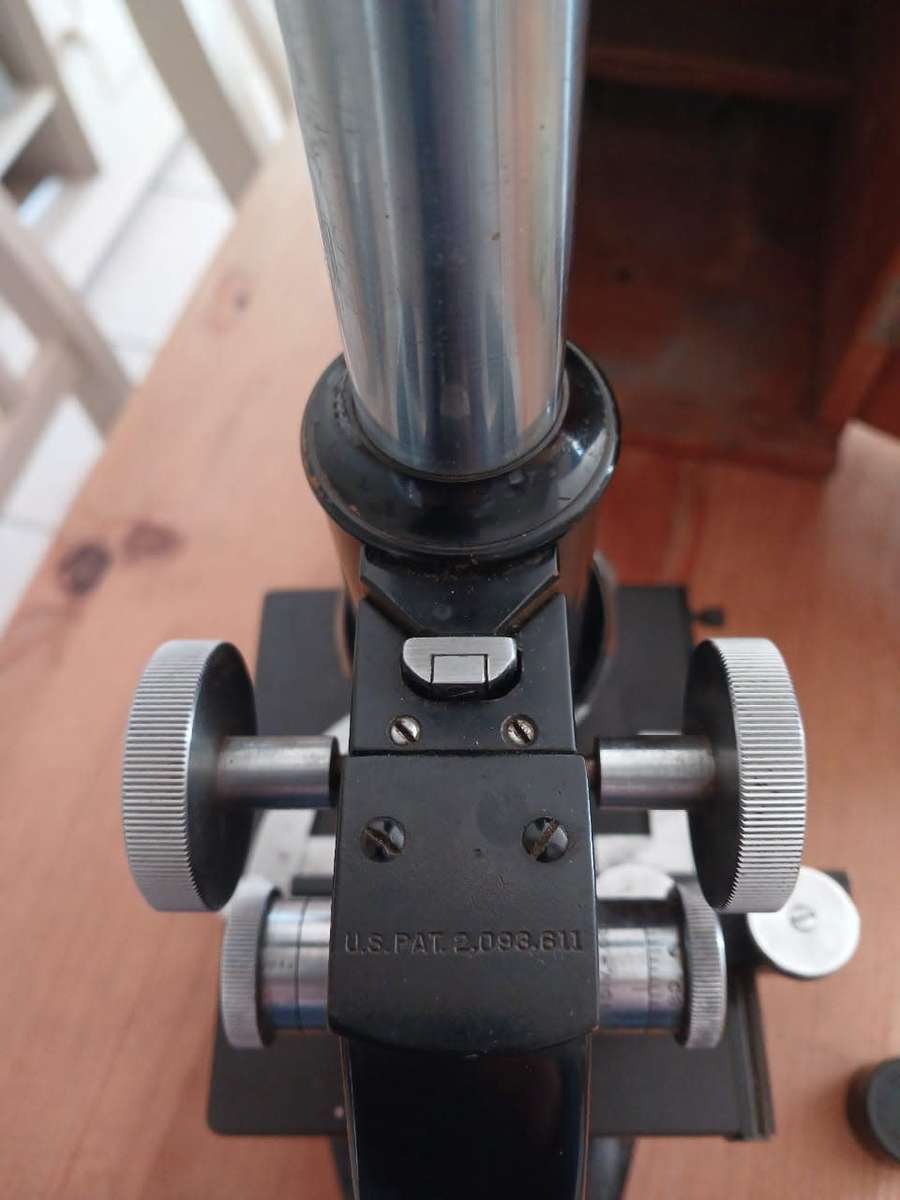 Vintage Bausch and Lomb AL40 Optical Co. Microscope US Pat 2,093,611 in wooden case