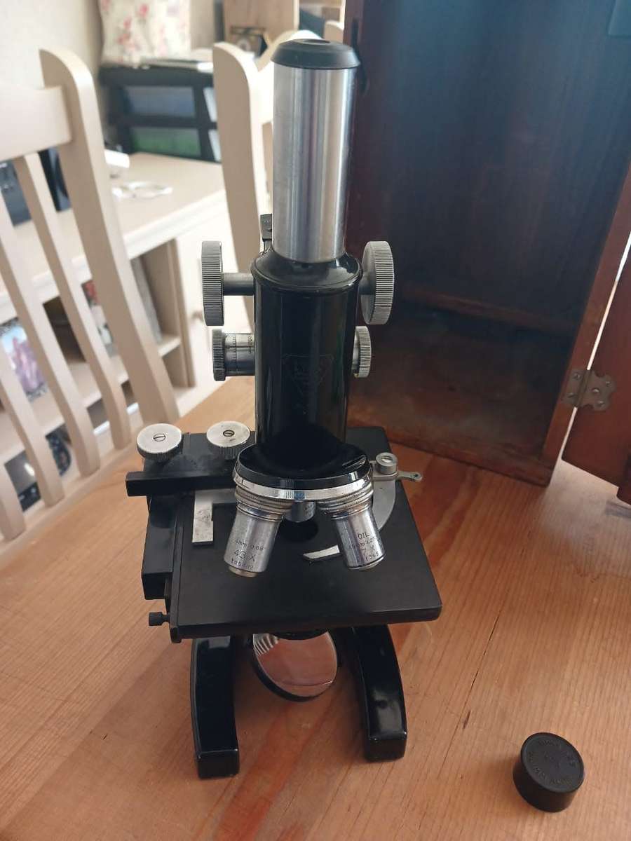 Vintage Bausch and Lomb AL40 Optical Co. Microscope US Pat 2,093,611 in wooden case