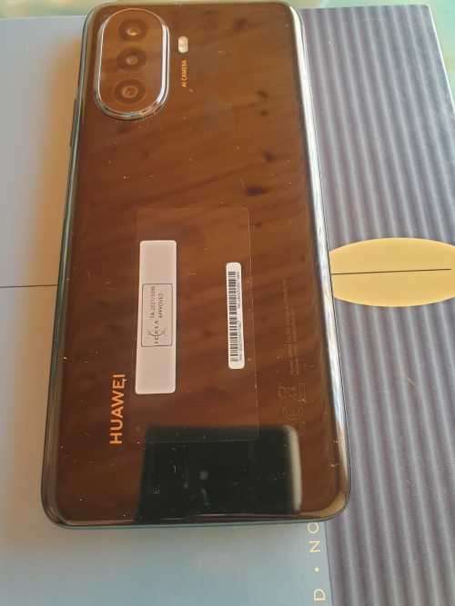 HUAWEI NOVA Y70 plus