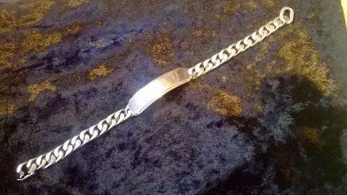 VERY NICE MANS ID BRACELET IN STERLING SILVER ! NICE SIZE 28g!