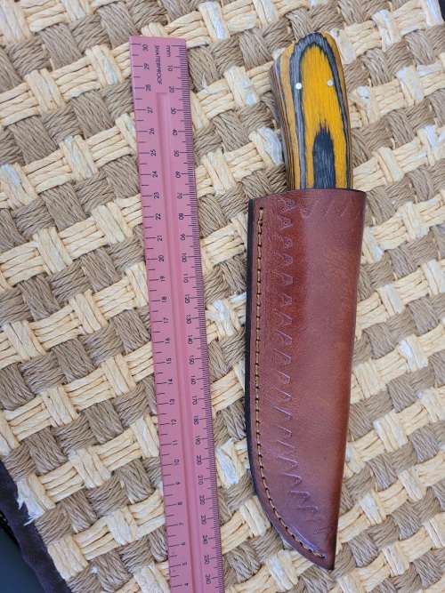 Stunning Damascus Steel Hand Made Knife with sheath ! No1.