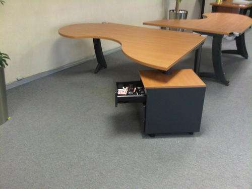 Office Workstation Desk with Drawers