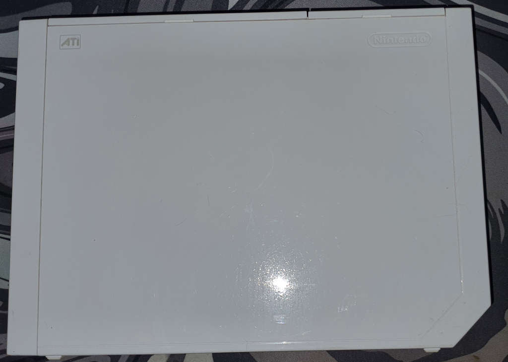 Nintendo Wii + controler + Motion plus + hd cables + Super Paper Mario + Modded + extras