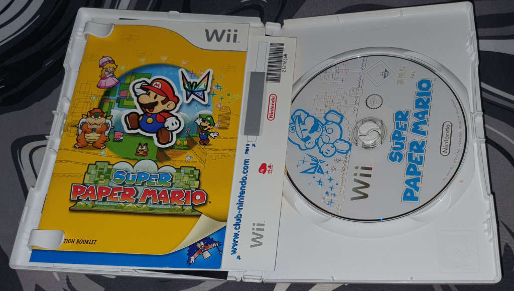 Nintendo Wii + controler + Motion plus + hd cables + Super Paper Mario + Modded + extras