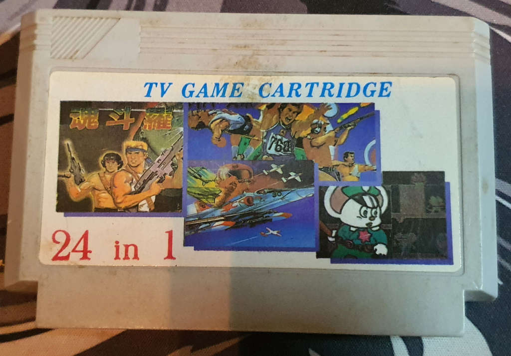 14 TV game Cartriges (Family computer Famiclone NES 8-bit)