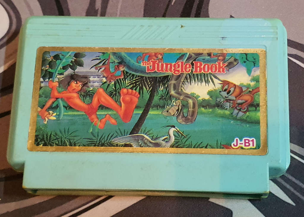 14 TV game Cartriges (Family computer Famiclone NES 8-bit)