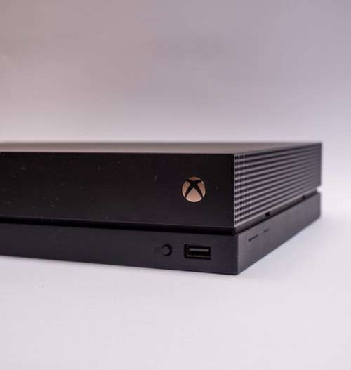 Xbox One X 1TB - 2 Controllers - 15 Games Bundle