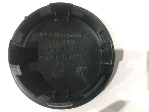 ORIGINAL VW Centre Caps 68mm -   BRAND NEW : SET OF 4