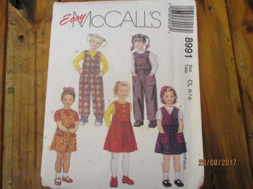McCALLS PATTERN 8991 SIZE 6-8