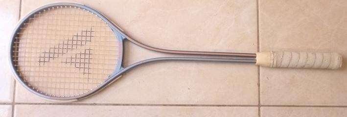 SQUASH RAQUET