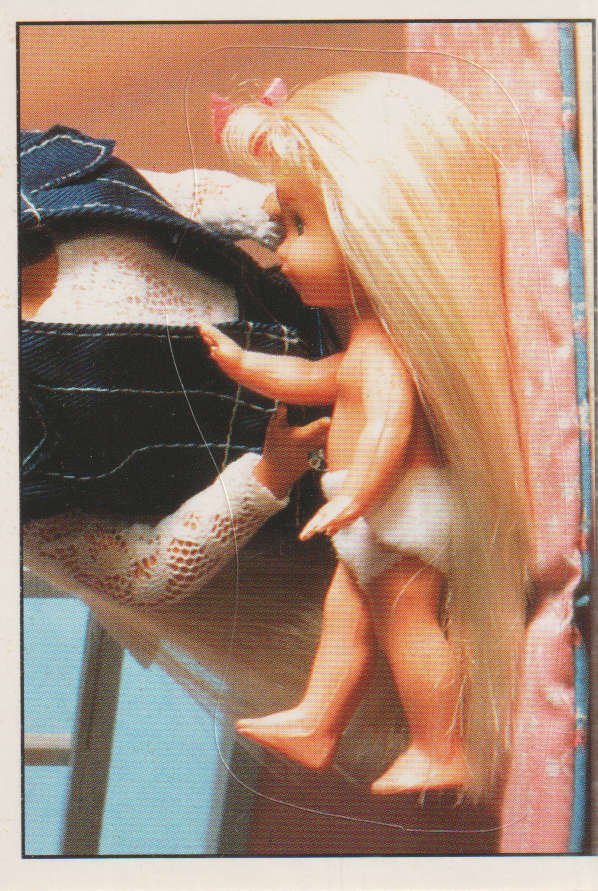 PANINI BARBIE STYLE COLLECTABLE STICKER #133