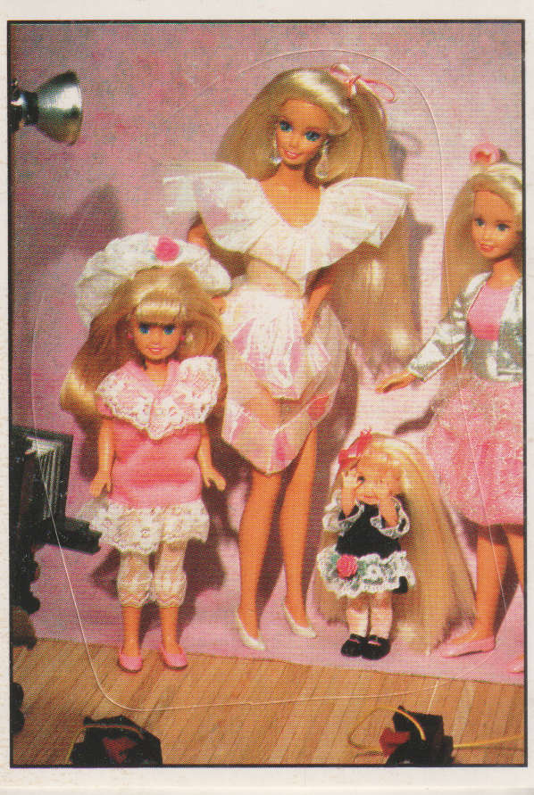 PANINI BARBIE STYLE COLLECTABLE STICKER #138