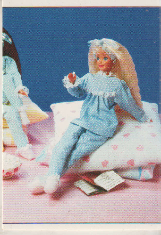 PANINI BARBIE STYLE COLLECTABLE STICKER #200