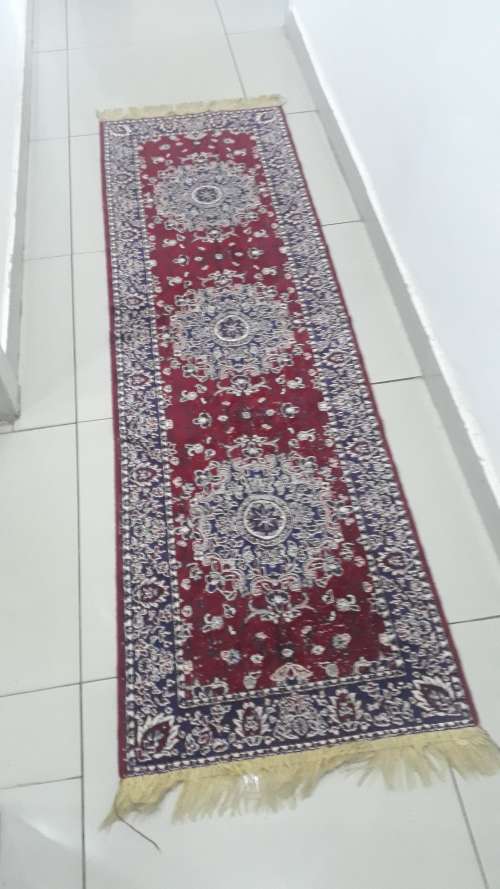 Persian carpet 2meters long