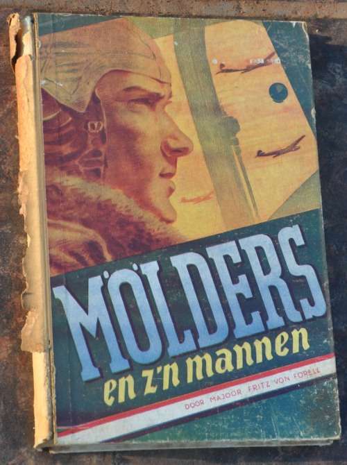 MOELDERS EN Z'N MANNEN (Vintage Biography on famous German Officer in Dutch)