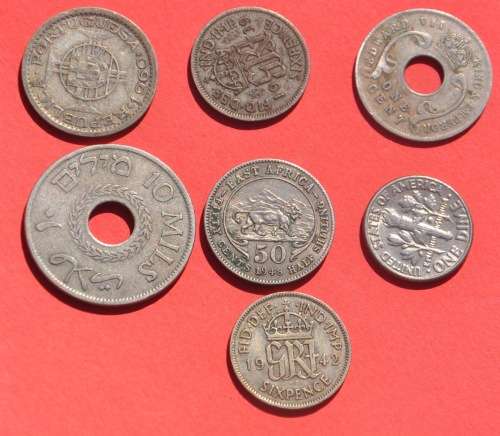 NICE LOT CONTAINS SILVER Great Britain Palestine USA East Africa Mocambique