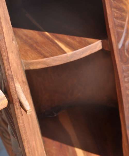 LARGE ORIGINAL VINTAGE DRUM WITH BUILT-IN CABINET MADE BY NATIVES - superb condition - PICK UP ONLY