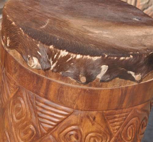 LARGE ORIGINAL VINTAGE DRUM WITH BUILT-IN CABINET MADE BY NATIVES - superb condition - PICK UP ONLY