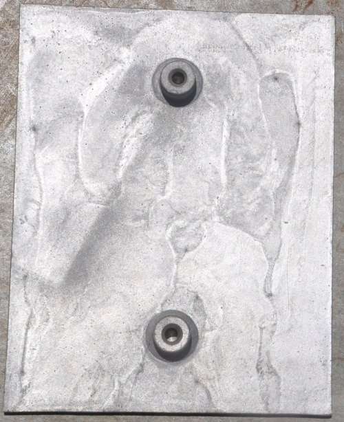 VINTAGE NATIONAL BORDER SIGN OF GERMAN DEMOCRATIC REPUBLIC (METAL CASTING) - IN TOP CONDITION